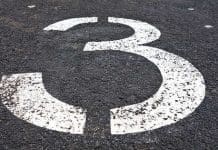 Dlaczego Bóg nie wysłuchuje moich próśb i modlitw? (3 Powody)